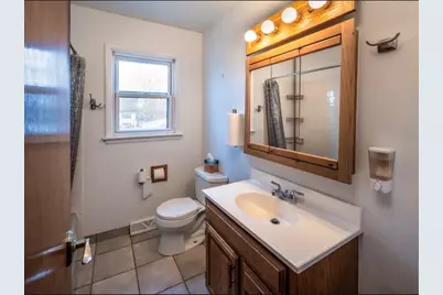 4715 W Lake Avenue, Glenview, IL 60025 - Photo 8