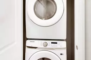 663 W Barry Ave, Chicago, IL 60657 - Photo 20