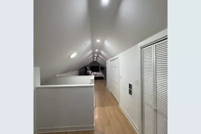 7804 S Paxton Avenue, Chicago, IL 60649 - Photo 6