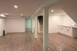 7804 S Paxton Ave, Chicago, IL 60649 - Photo 22