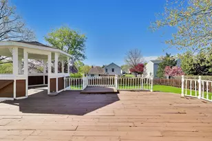 530 Cypress Bridge Rd, Lake Zurich, IL 60047 - Photo 42