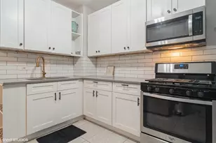 1633 N Artesian Ave, Chicago, IL 60647 - Photo 8