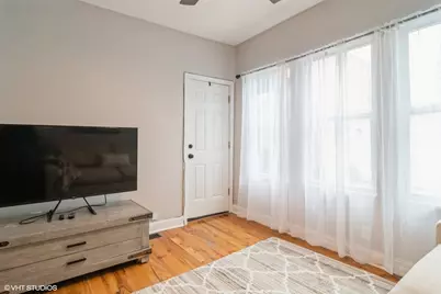 1633 N Artesian Avenue, Chicago, IL 60647 - Photo 6