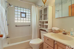 86 Mariposa Ave, Waukegan, IL 60087 - Photo 12