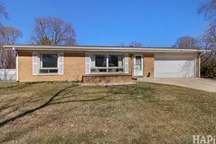 86 Mariposa Ave, Waukegan, IL 60087 - Photo 1