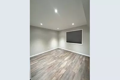 7875 N Caldwell Avenue #302, Niles, IL 60714 - Photo 6