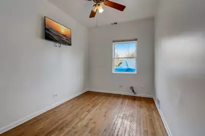 611 Golfview Drive, Round Lake Beach, IL 60073 - Photo 4