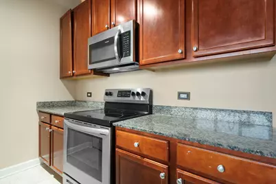 4131 W Belmont Avenue #402, Chicago, IL 60641 - Photo 6