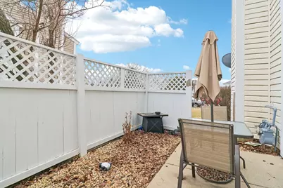 353 Gregory Street, Aurora, IL 60504 - Photo 22