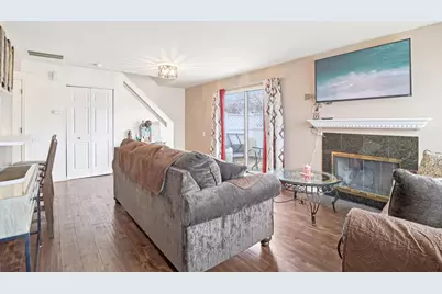 353 Gregory Street, Aurora, IL 60504 - Photo 6