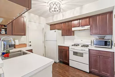 353 Gregory Street, Aurora, IL 60504 - Photo 8