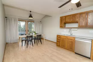 461 Canterbury Dr, Carol Stream, IL 60188 - Photo 14