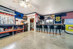 8701 N Main St, Leaf River, IL 61047 - Photo 22