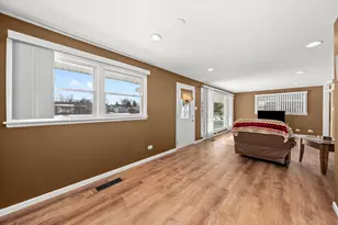 4640 188th St, Country Club Hills, IL 60478 - Photo 8