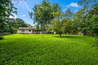 108 South Parkway, Prospect Heights, IL 60070 - Photo 2