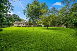 108 South Pkwy, Prospect Heights, IL 60070 - Photo 2