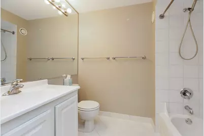 345 N La Salle Drive #1009, Chicago, IL 60654 - Photo 12