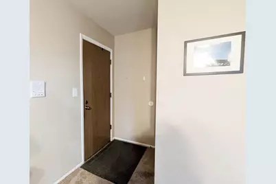 602 Hanover Court #V1, Schaumburg, IL 60194 - Photo 12