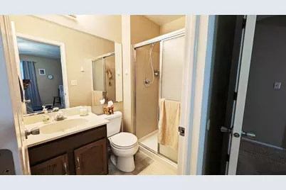 602 Hanover Court #V1, Schaumburg, IL 60194 - Photo 8