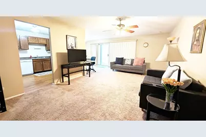 602 Hanover Court #V1, Schaumburg, IL 60194 - Photo 2