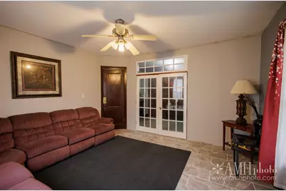 139 S Greenwood Avenue, Kankakee, IL 60901 - Photo 8