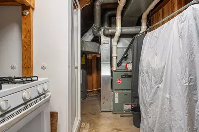 8832 Pleasant Avenue, Hickory Hills, IL 60457 - Photo 24