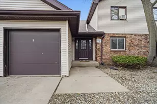 1600 Northbrook, Normal, IL 61761 - Photo 2