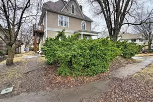 1200 20th St, Rock Island, IL 61201 - Photo 2