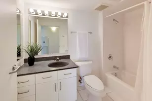 1720 Maple Ave, Evanston, IL 60201 - Photo 24