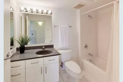 1720 Maple Avenue #1980, Evanston, IL 60201 - Photo 22