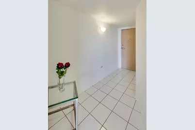 1720 Maple Avenue #1980, Evanston, IL 60201 - Photo 4