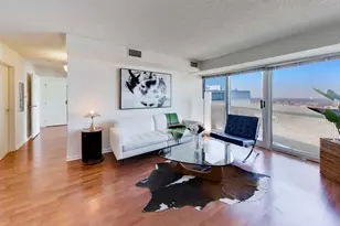 1720 Maple Ave, Evanston, IL 60201 - Photo 6