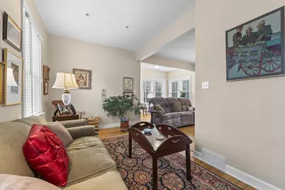 114 S Elm Street, Mount Prospect, IL 60056 - Photo 10