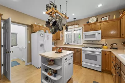 114 S Elm Street, Mount Prospect, IL 60056 - Photo 16