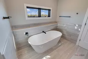 235 Plainfield Ct, Vernon Hills, IL 60061 - Photo 14