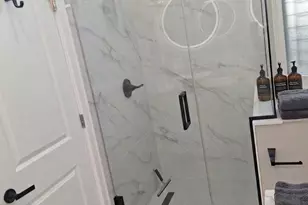 3946 W Lexington St, Chicago, IL 60624 - Photo 14