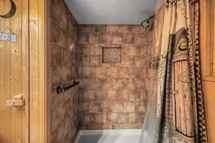 880 Bemis Rd, Glen Ellyn, IL 60137 - Photo 32