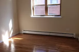 1025 W Hollywood Ave, Chicago, IL 60660 - Photo 6