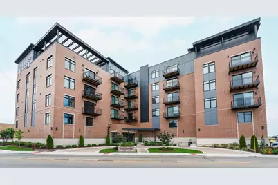 546 Green Bay Road #202, Highwood, IL 60040 - Photo 1