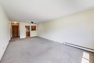 561 W Stratford Pl, Chicago, IL 60657 - Photo 10