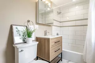 9332 S Bishop St, Chicago, IL 60620 - Photo 10