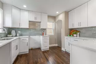 9332 S Bishop St, Chicago, IL 60620 - Photo 6
