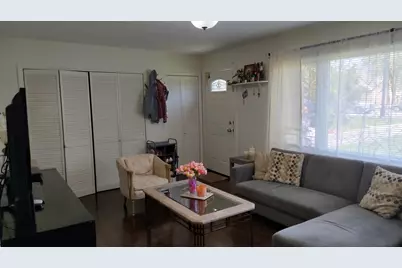 8312 N Milwaukee Avenue, Niles, IL 60714 - Photo 2