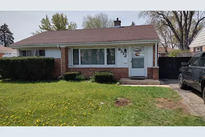 8312 N Milwaukee Avenue, Niles, IL 60714 - Photo 1