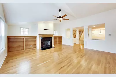 5721 N Jersey Avenue, Chicago, IL 60659 - Photo 6