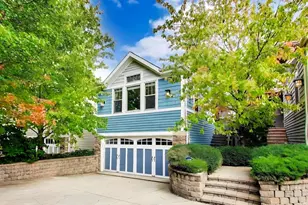 5721 N Jersey Ave, Chicago, IL 60659 - Photo 1