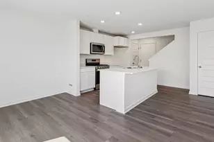 3534 Richardson Cir, Yorkville, IL 60560 - Photo 8