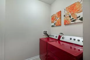 7017 Nathan Ln, Carpentersville, IL 60110 - Photo 24