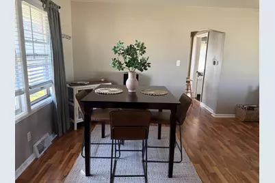 2430 8th Street, Peru, IL 61354 - Photo 10