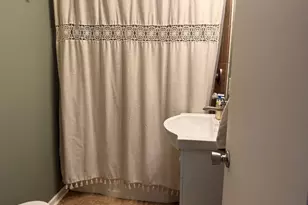 2430 8th St, Peru, IL 61354 - Photo 26